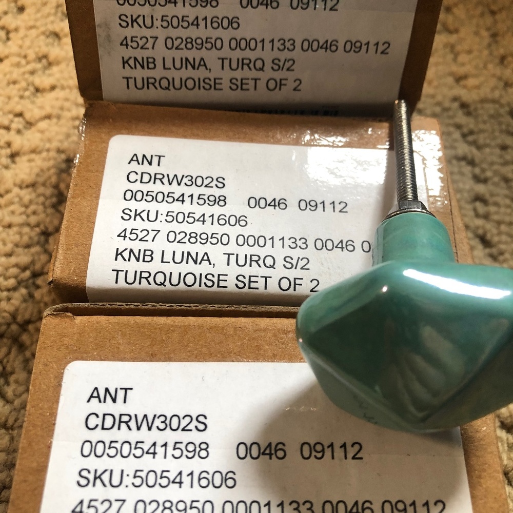 Anthropologie luna knobs in turquoise-new